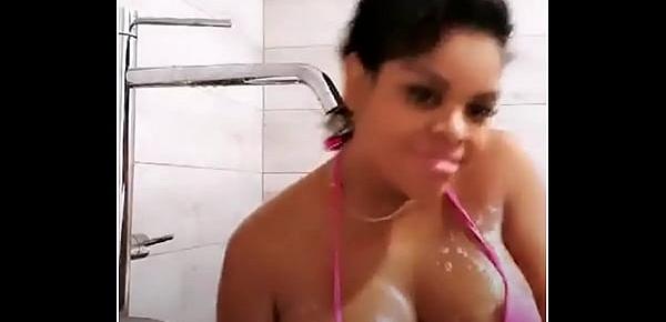  Janeisha mulata vivo live Instagram modelo